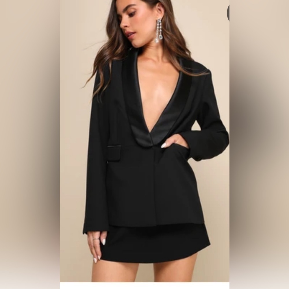 Lulu’s black blazer formal business carrier jacket Sz S NWT
